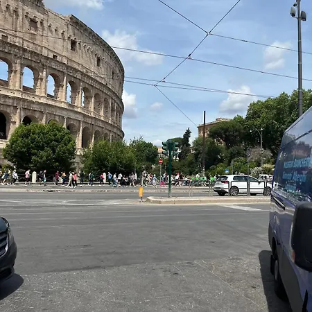 Gil - Colosseum Area