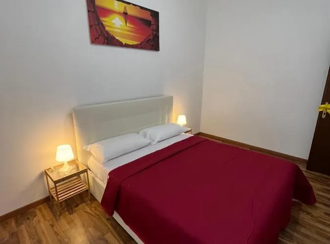 Guest House Gil - Rome Colosseum Area Guest house 4*