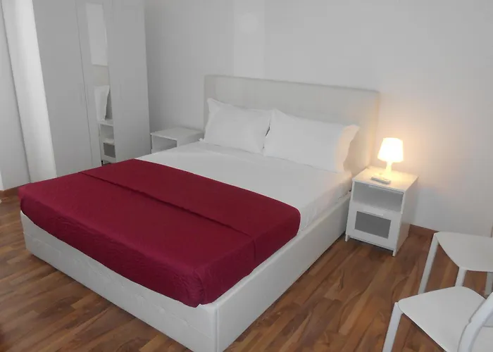 Guest House Gil - Rome Colosseum Area Guest house 4*