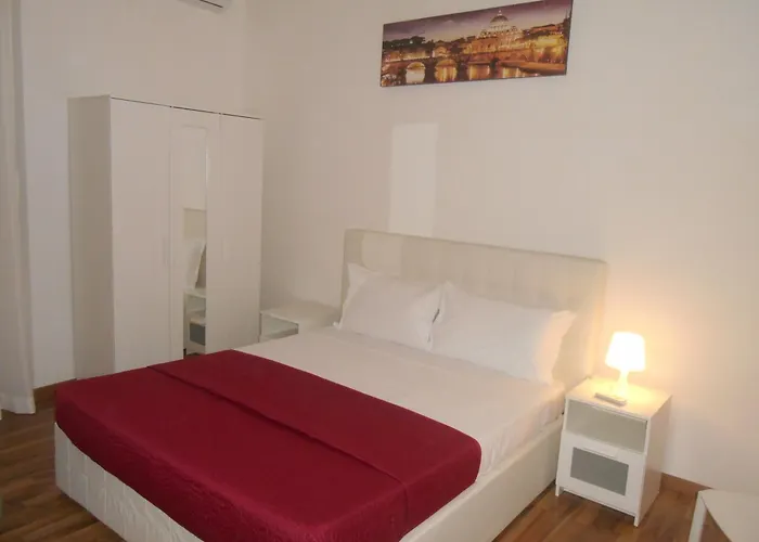 Guest House Gil - Rome Colosseum Area 4* Rome