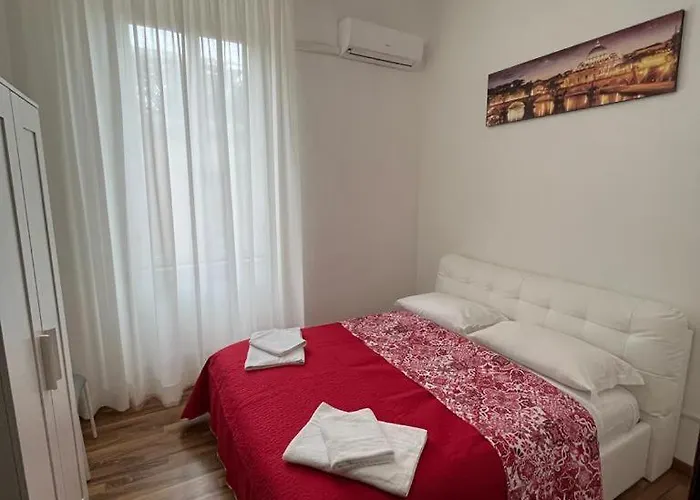 Guest House Gil - Rome Colosseum Area 4* Rome
